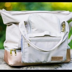 NIB Latched Mama Everyday Bag